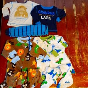 Carter's 12 month pajamas